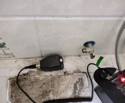 易门屋顶漏水维修公司分享下卫生间漏水的危害及解决方法